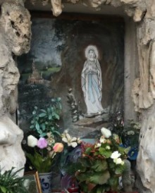 Madonna di Lourdes